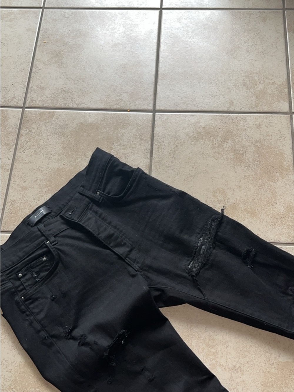 Men's Black Distressed Amari Slim Jeans